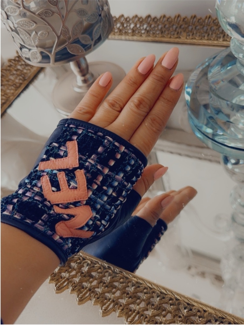 CHANEL Black and Pink Fingerless Gloves - Size 7
